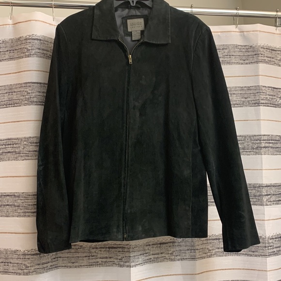 I have a suede and leather jacket - Picture 11 of 11